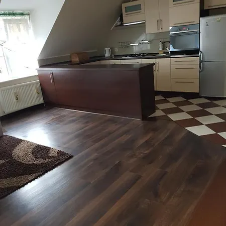 Zacisze 6 Rowy (Pomerania)